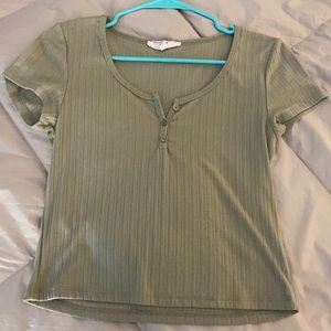 Olive green Henley short sleeve shirt! In perfect condition (only worn once)